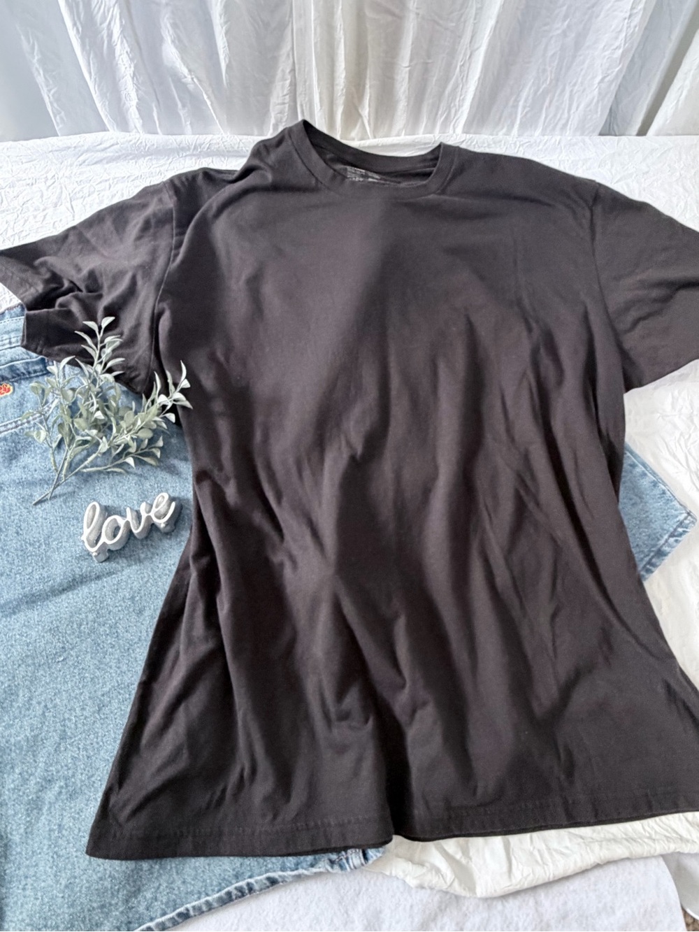 Fresh Clean Threads Black Short Sleeve Crewneck Tee